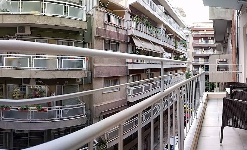 Narcissus Luxury Apt Must