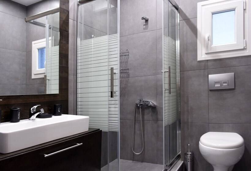 Narcissus Luxury Apt Must