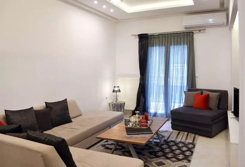 Narcissus Luxury Apt Must