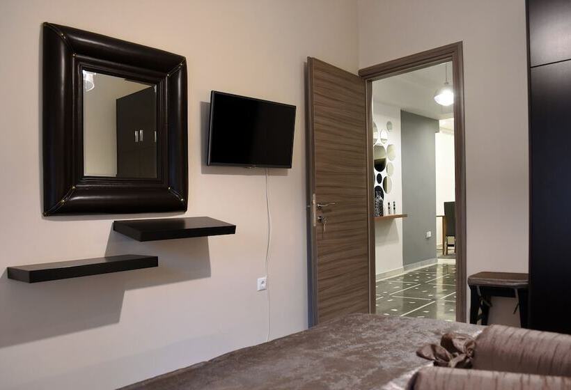 Narcissus Luxury Apt Must