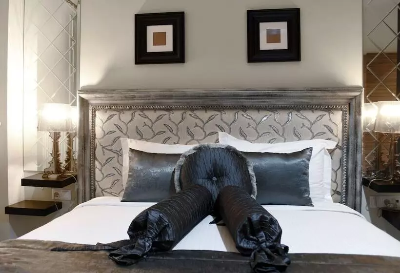 Narcissus Luxury Apt Must