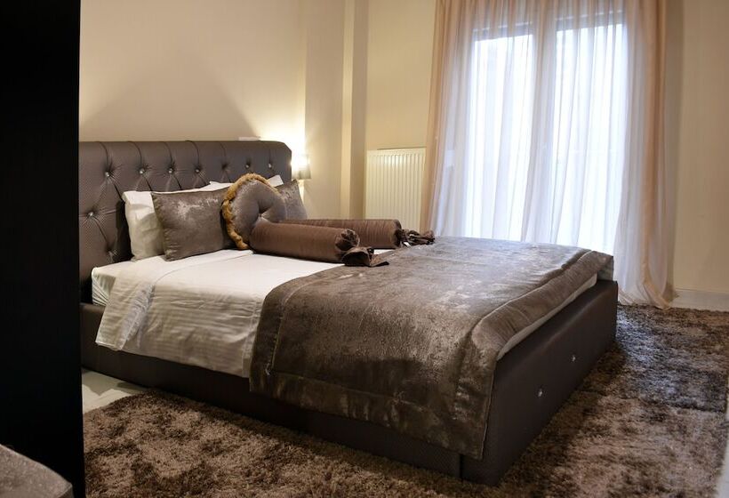 Narcissus Luxury Apt Must