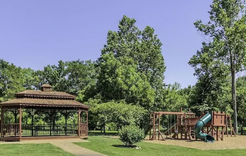 Stonebridge Condo And Golf Resort