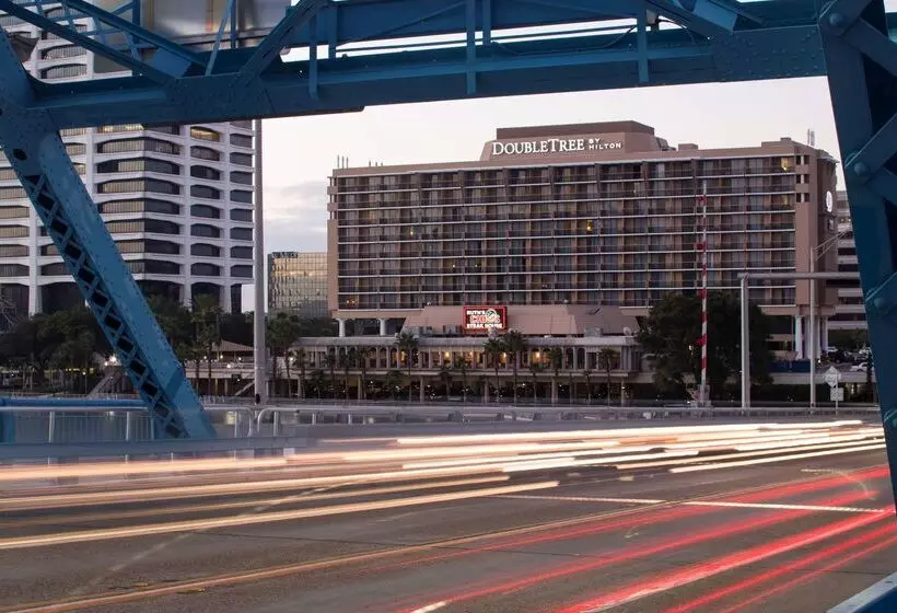 Doubletree By Hilton Hotel Jacksonville Riverfront