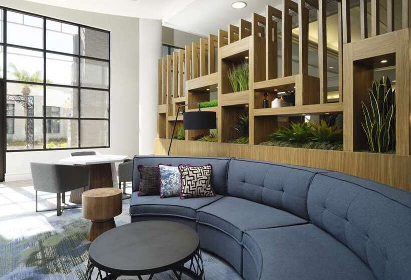 Hilton New Orleans Airport