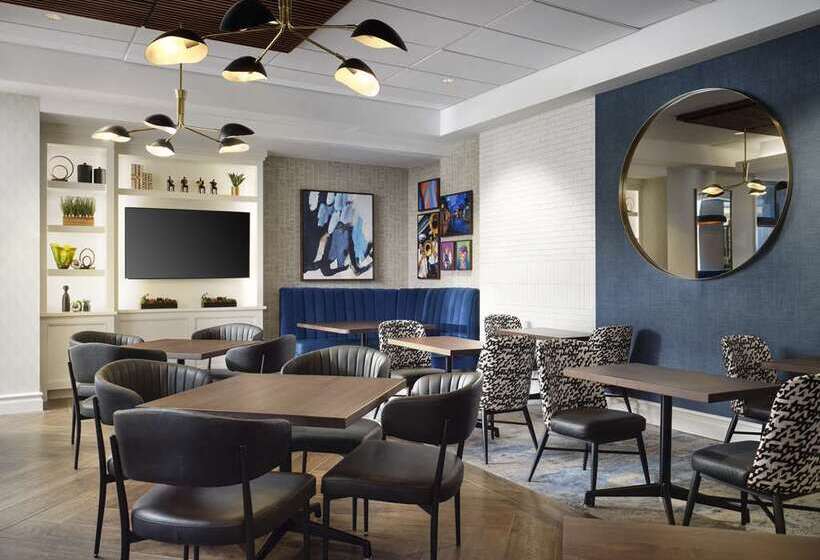 Hilton New Orleans Airport