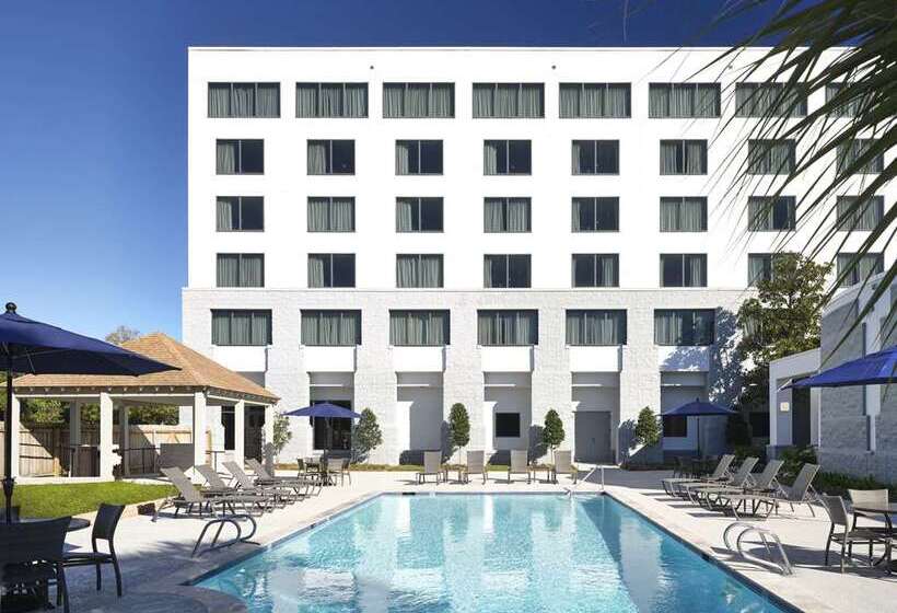 Hilton New Orleans Airport