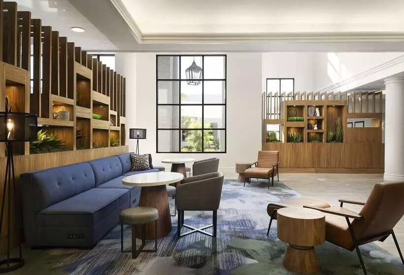 Hilton New Orleans Airport