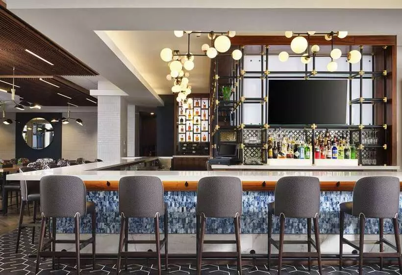 Hilton New Orleans Airport