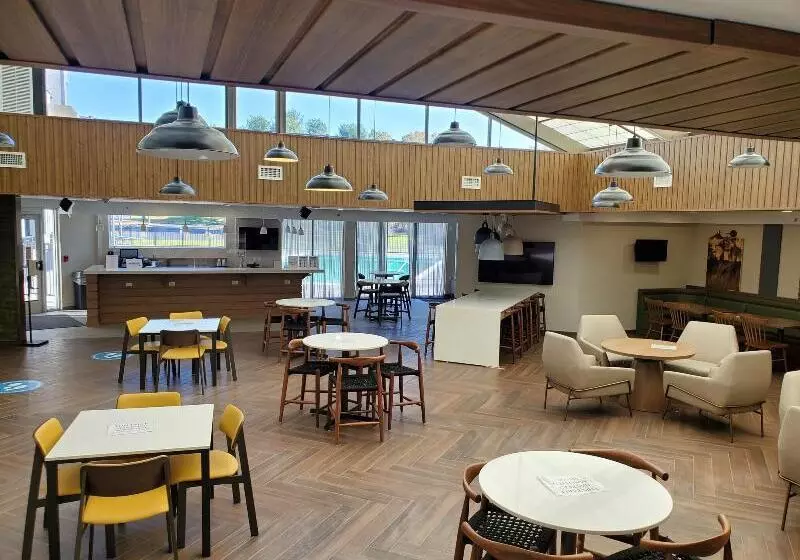 ホテル Fairfield Inn & Suites Springfield Enfield