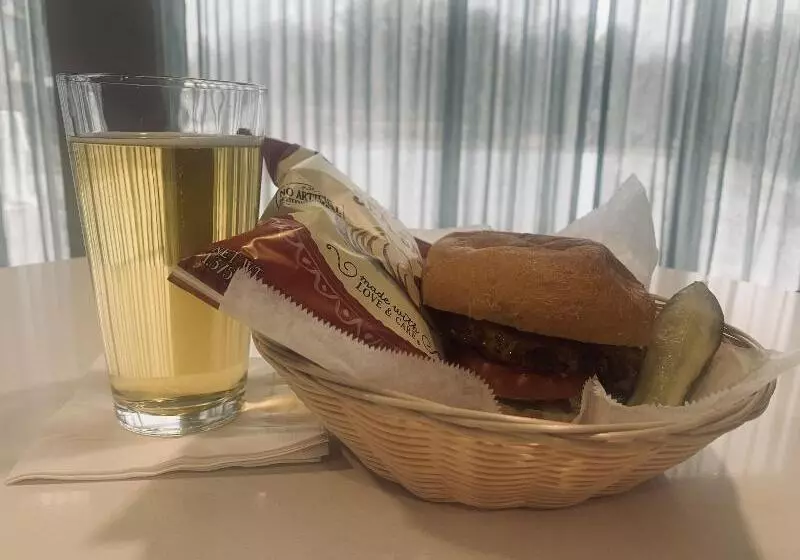 ホテル Fairfield Inn & Suites Springfield Enfield