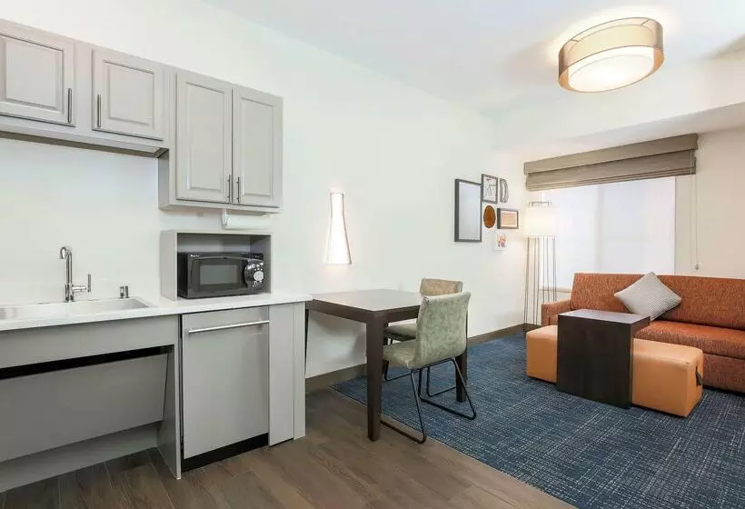 Отель Hampton Inn & Suites Denver Tech Center