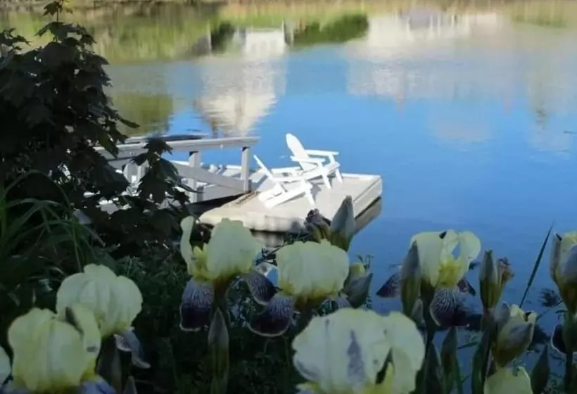 Отель Harbour Towne Inn On The Waterfront