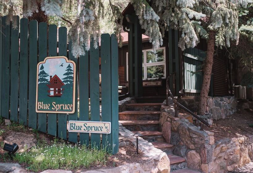 בית מלון כפרי Highland Haven Creekside Inn