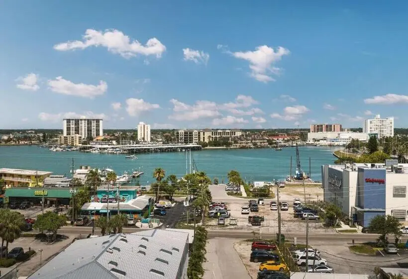 Hotelli Hilton Clearwater Beach Resort & Spa