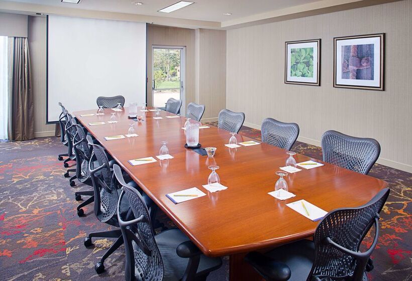 هتل Hilton Garden Inn Colorado Springs North