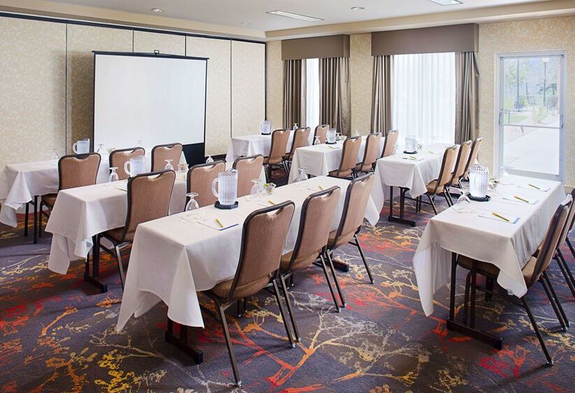 هتل Hilton Garden Inn Colorado Springs North