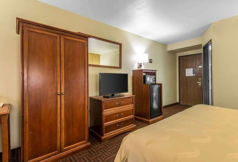 هتل Quality Inn Colorado Springs South