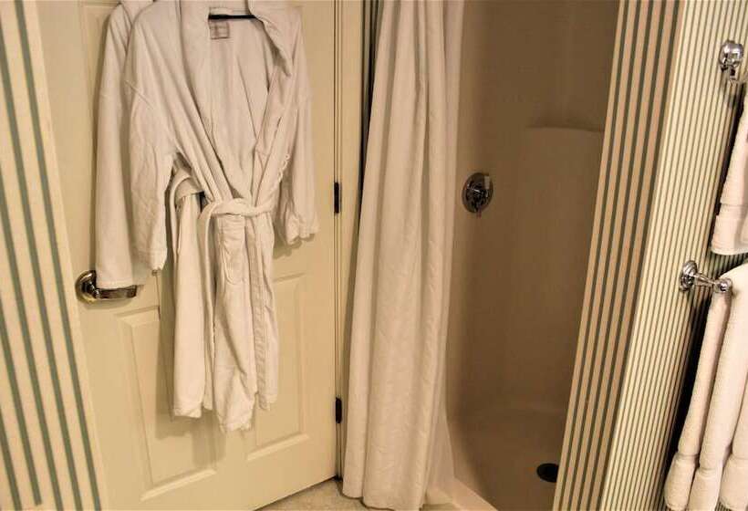 Otel The Harraseeket Inn & Event House