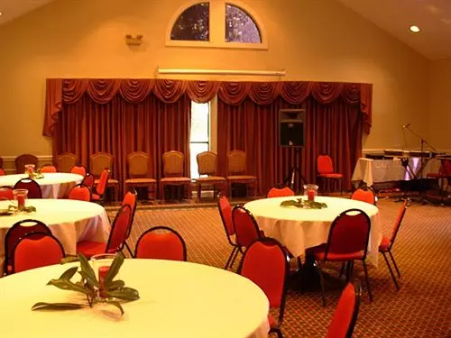 ホテル The Rime Garden Inn & Suites