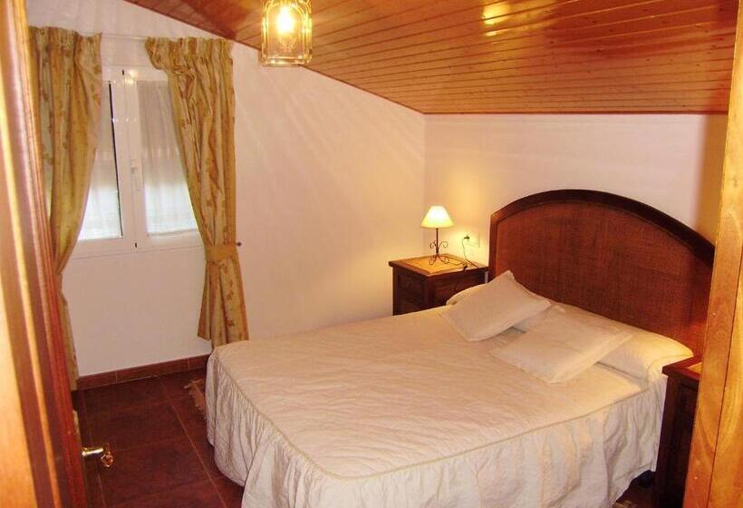 3 Bedrooms House With Enclosed Garden And Wifi At O Savinao 3 Km Away From The Beach