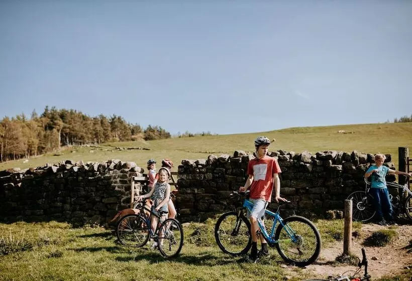 Hotelli Swinton Bivouac