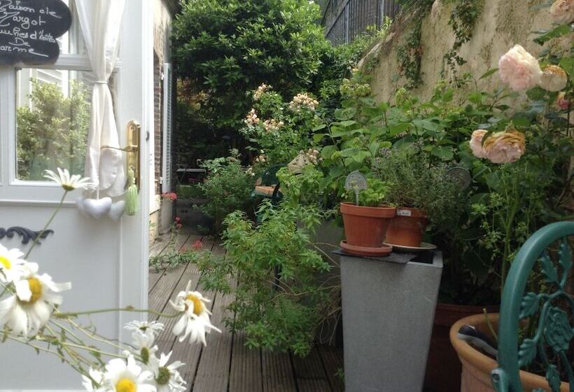 펜션 La Maison Du Phare B&b