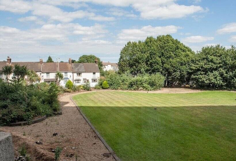 Psf Apartments Flat 19