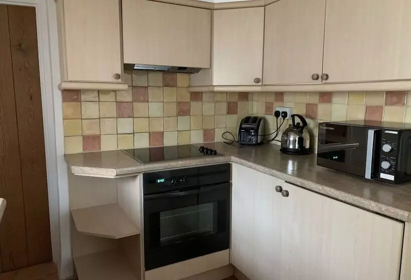 ベッドアンドブレックファースト Bell Cottage