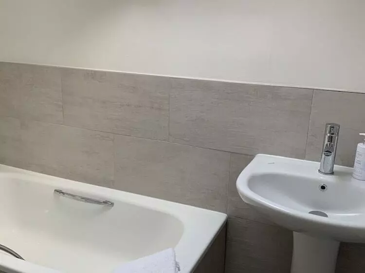 ベッドアンドブレックファースト Bell Cottage