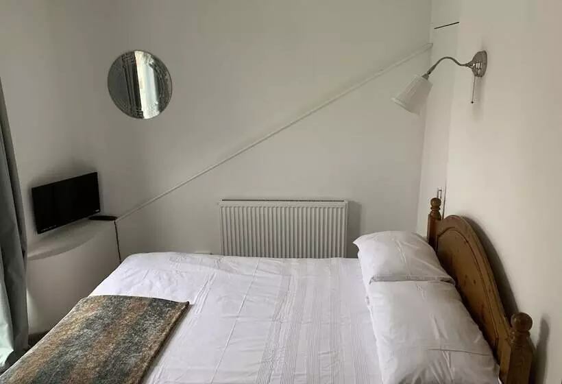 ベッドアンドブレックファースト Bell Cottage