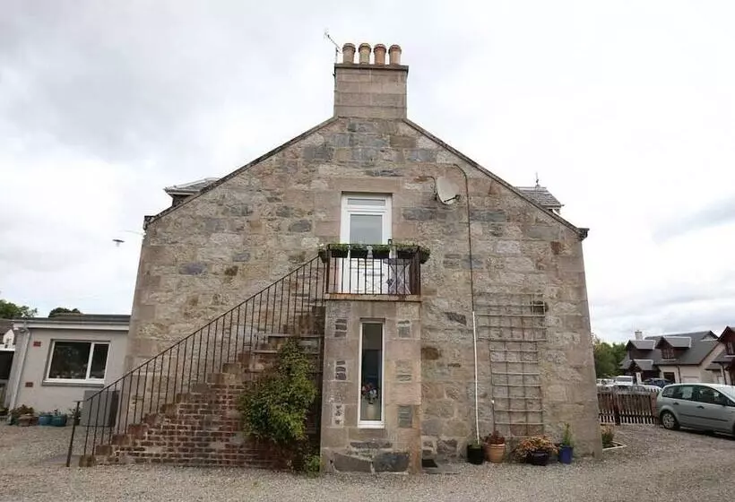 High Terrace Apartment