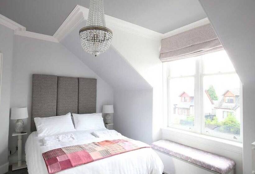 High Terrace Apartment