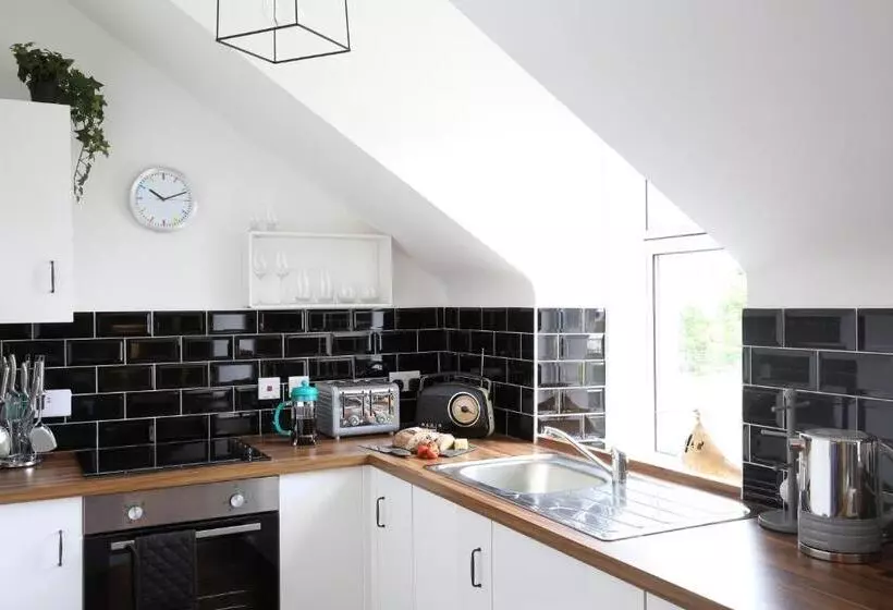 High Terrace Apartment