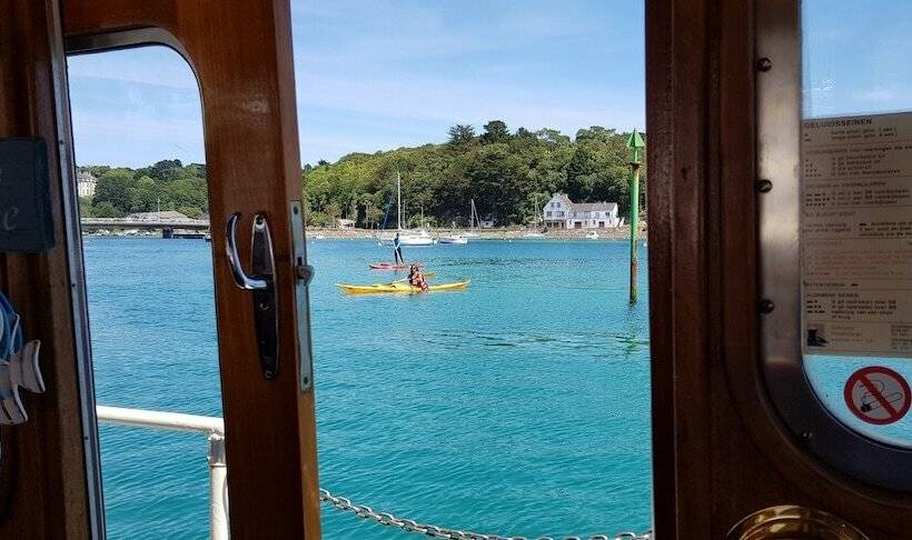 فندق Audierne Yachting  Yacht Time Out