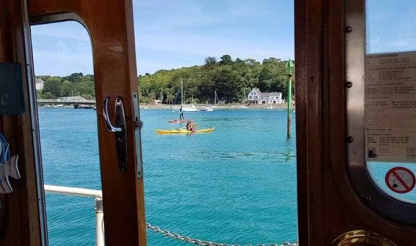 ホテル Audierne Yachting  Yacht Time Out