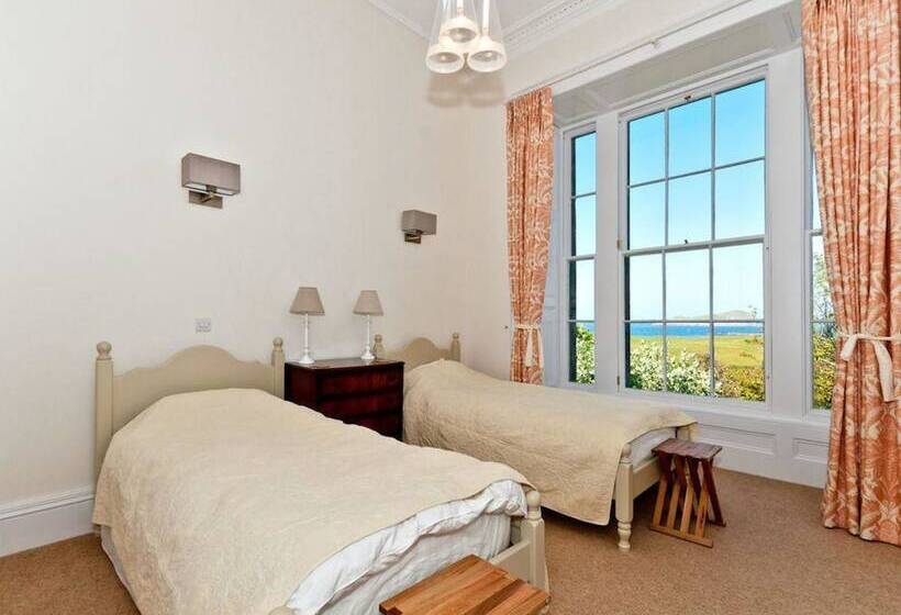 Inchgarry Court Main