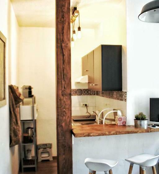 La Fontaine   Studio Ecusson