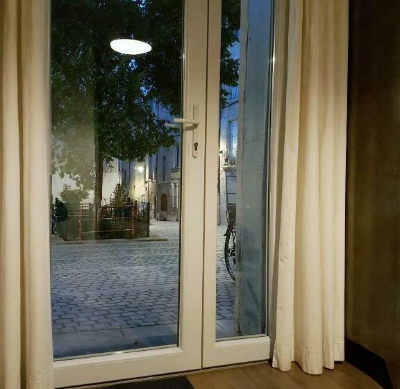 La Fontaine   Studio Ecusson