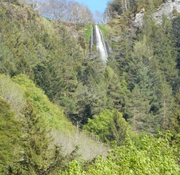 Les Egletyeres