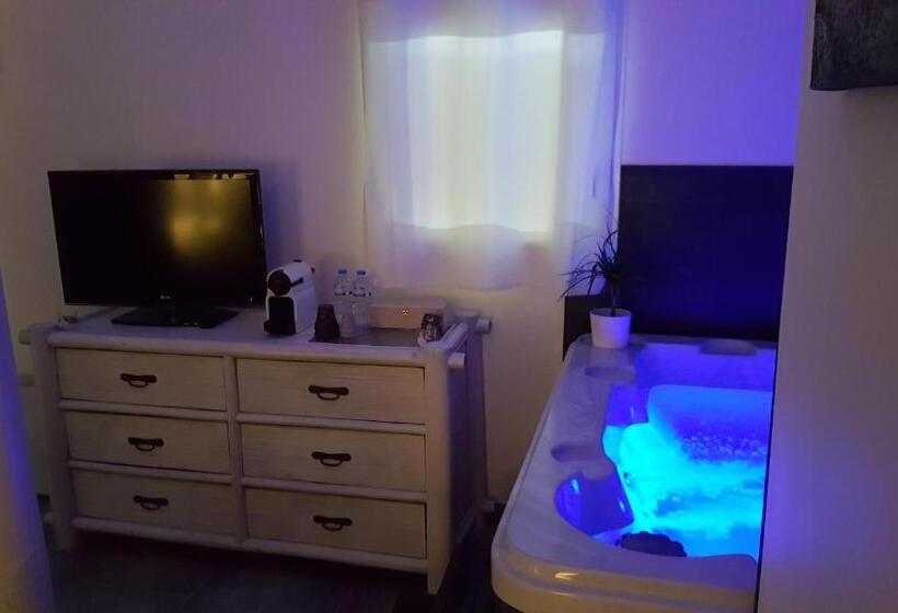 פנסיון Au Charme De Pepiole