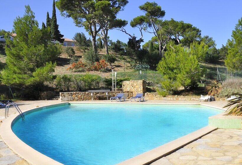 Пансион Chambres D Hôtes Château De Jonquières