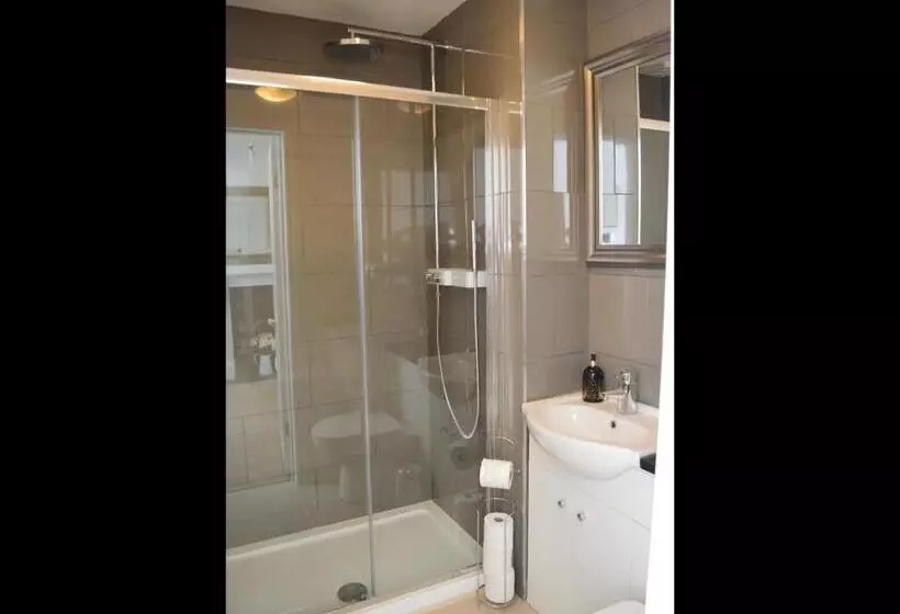 Tavistock Town House