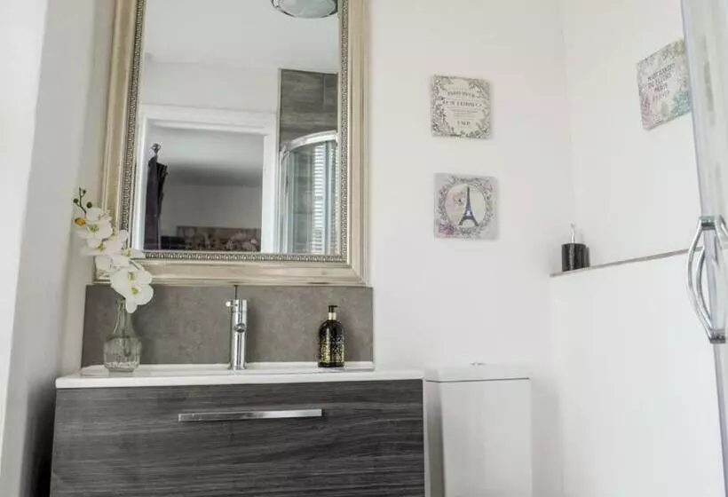 Tavistock Town House