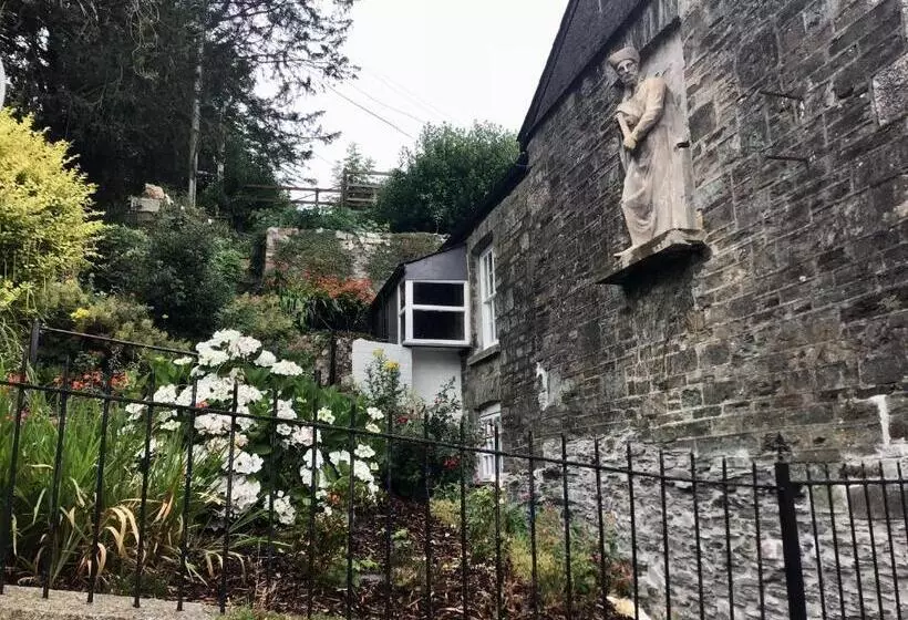 Tavistock Town House