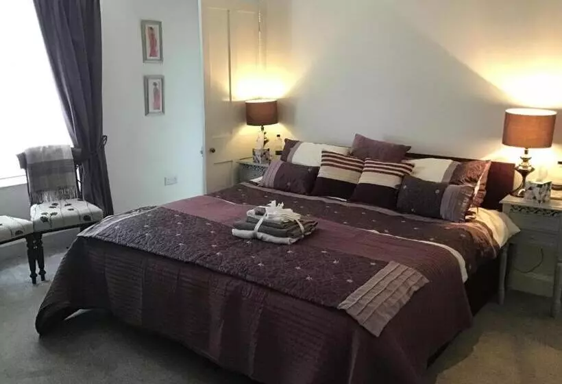 Tavistock Town House