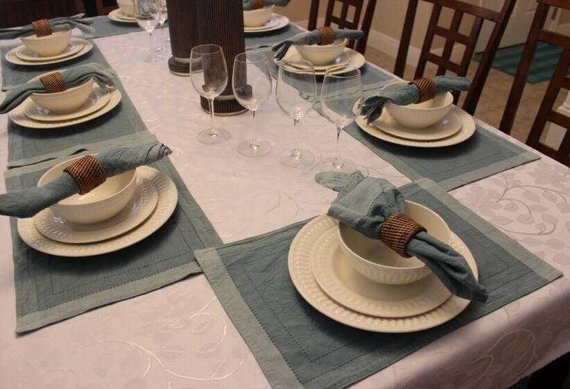 Aco92227   Solterra Resort   5 Bed 4.5 Baths Villa