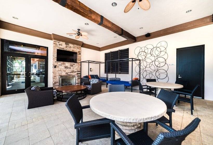 Aco92227   Solterra Resort   5 Bed 4.5 Baths Villa