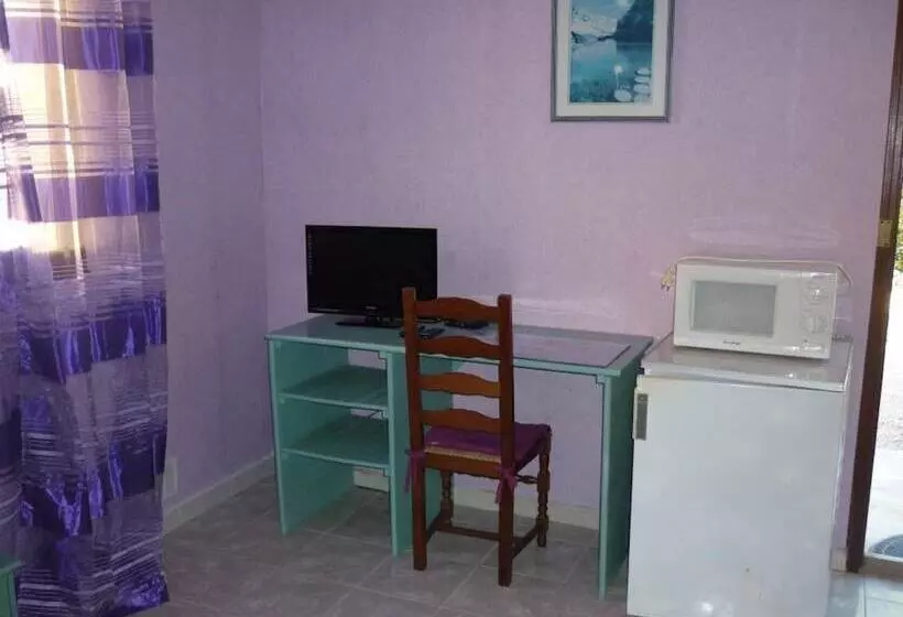 Aamiaismajoitus (B&B) Domaine De Rode Buze