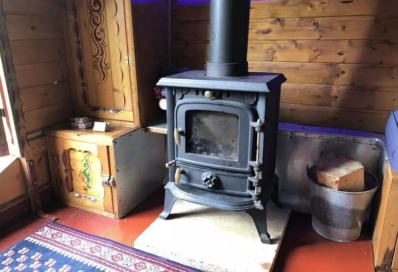 Cotswolds Camping At Holycombe